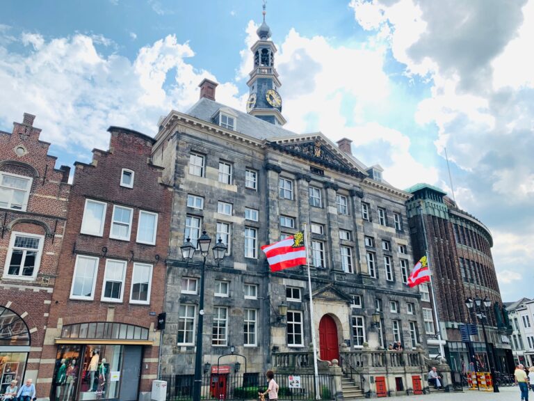 stadhuis den bosch 768x576