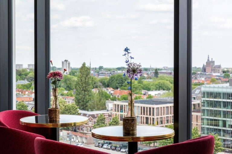 the den den bosch hotel 768x512